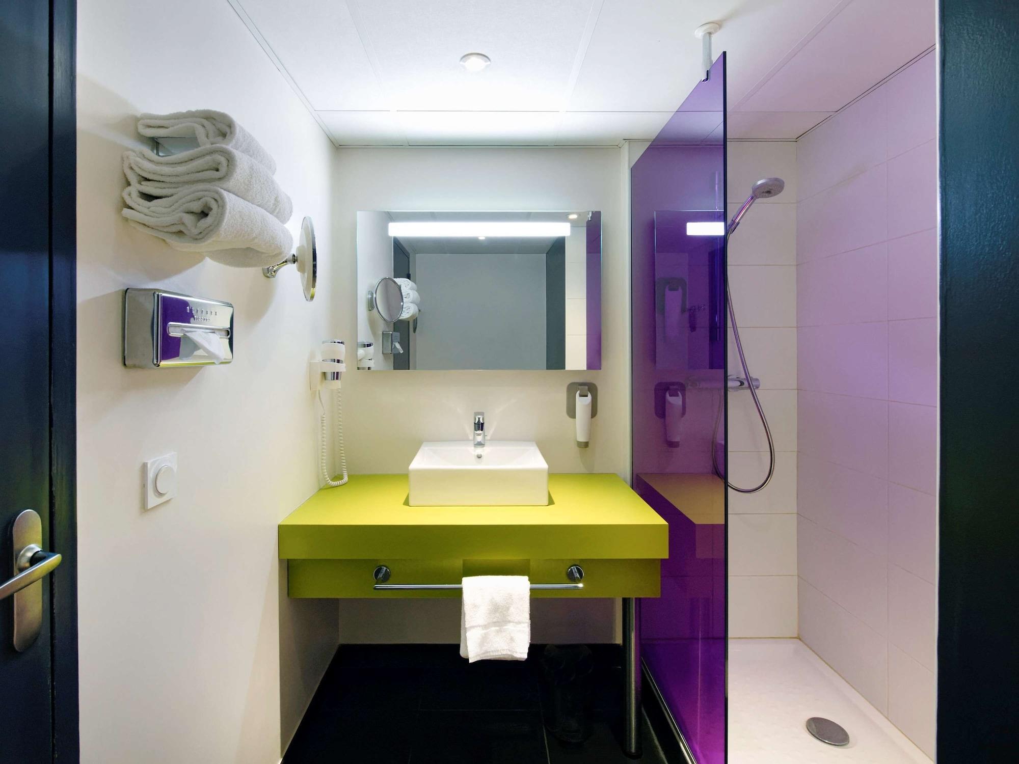 ホテル Ibis Styles Chalon Sur Saone エクステリア 写真