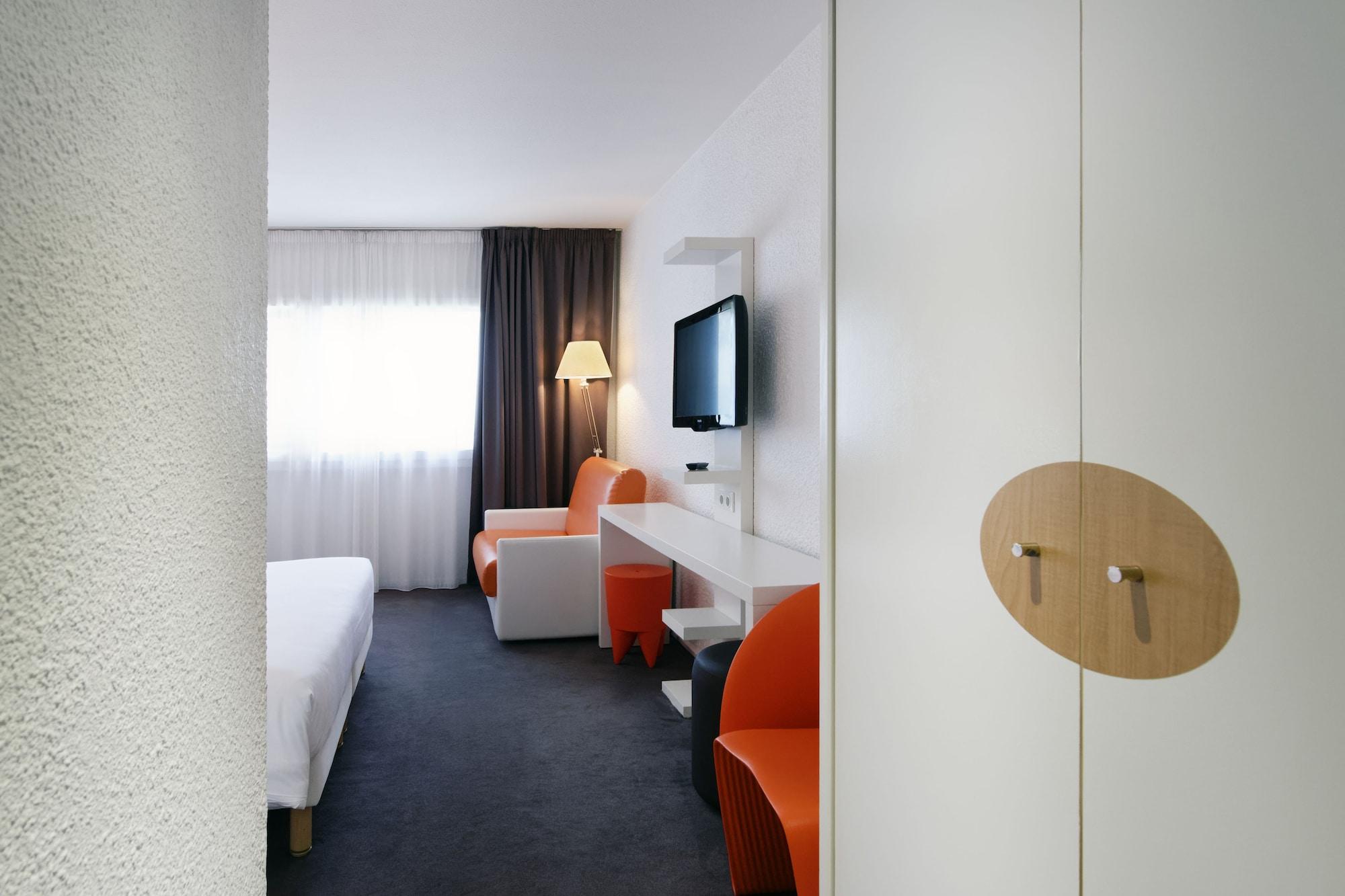 ホテル Ibis Styles Chalon Sur Saone エクステリア 写真