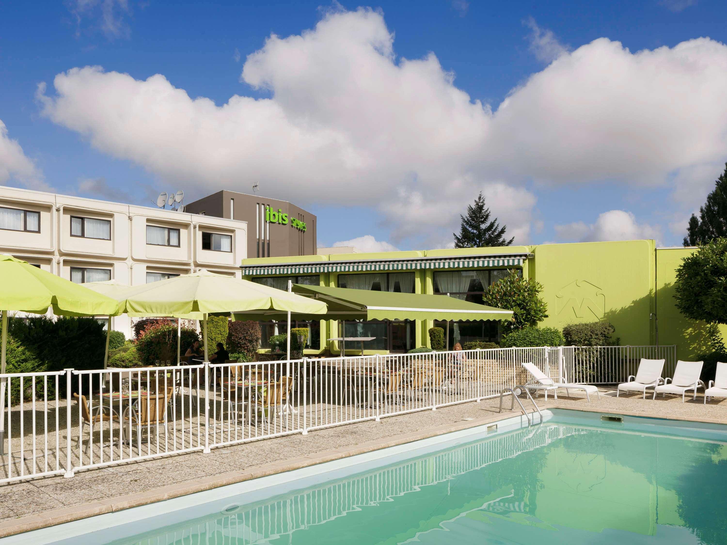 ホテル Ibis Styles Chalon Sur Saone エクステリア 写真