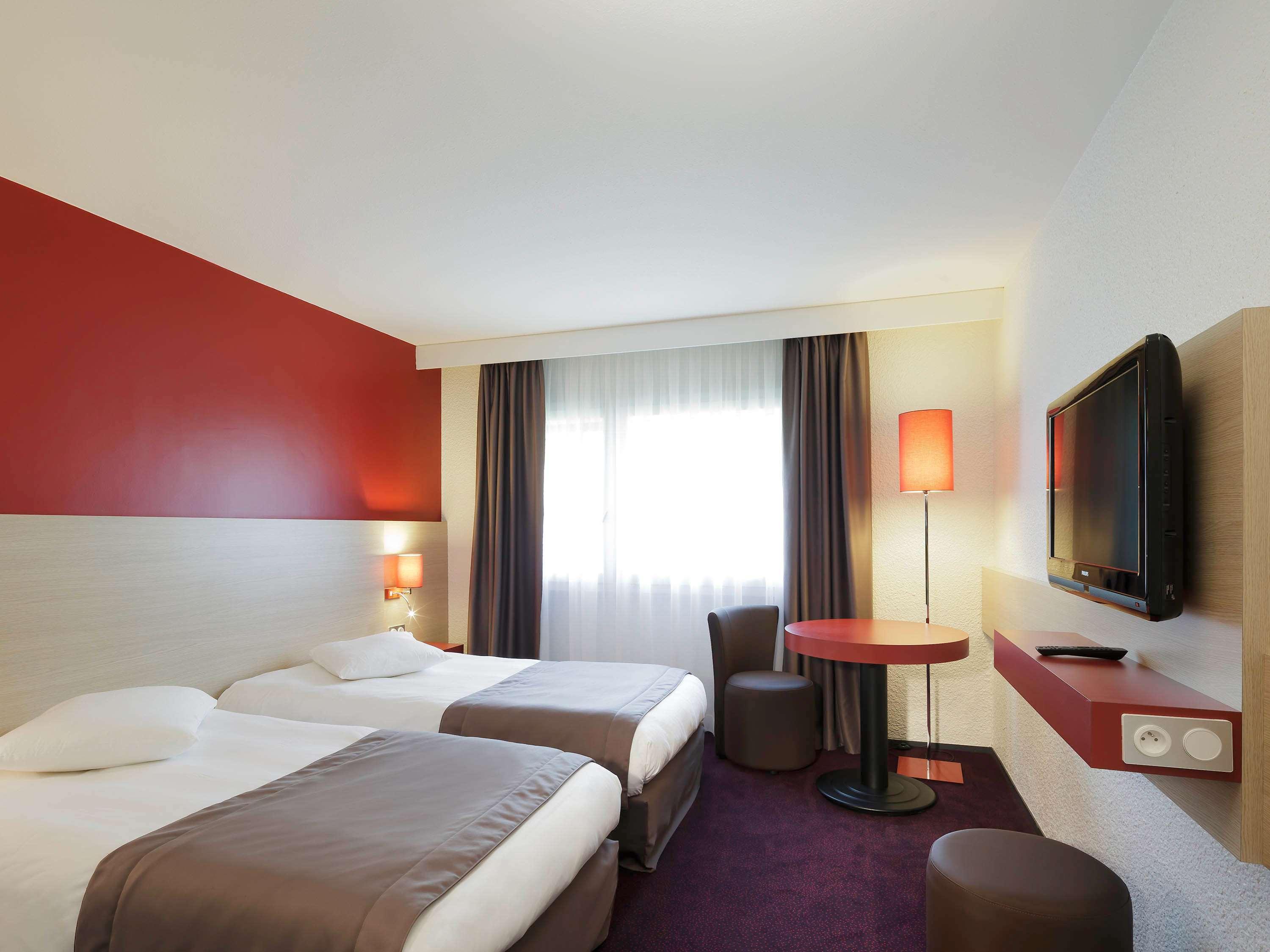 ホテル Ibis Styles Chalon Sur Saone エクステリア 写真