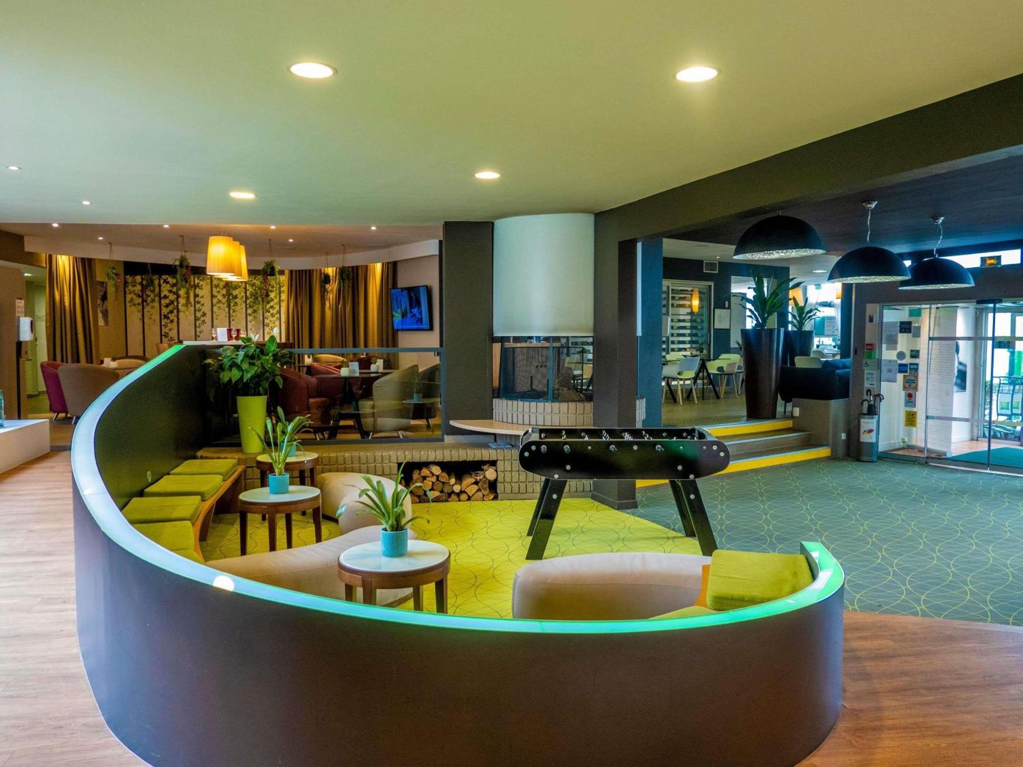 ホテル Ibis Styles Chalon Sur Saone エクステリア 写真
