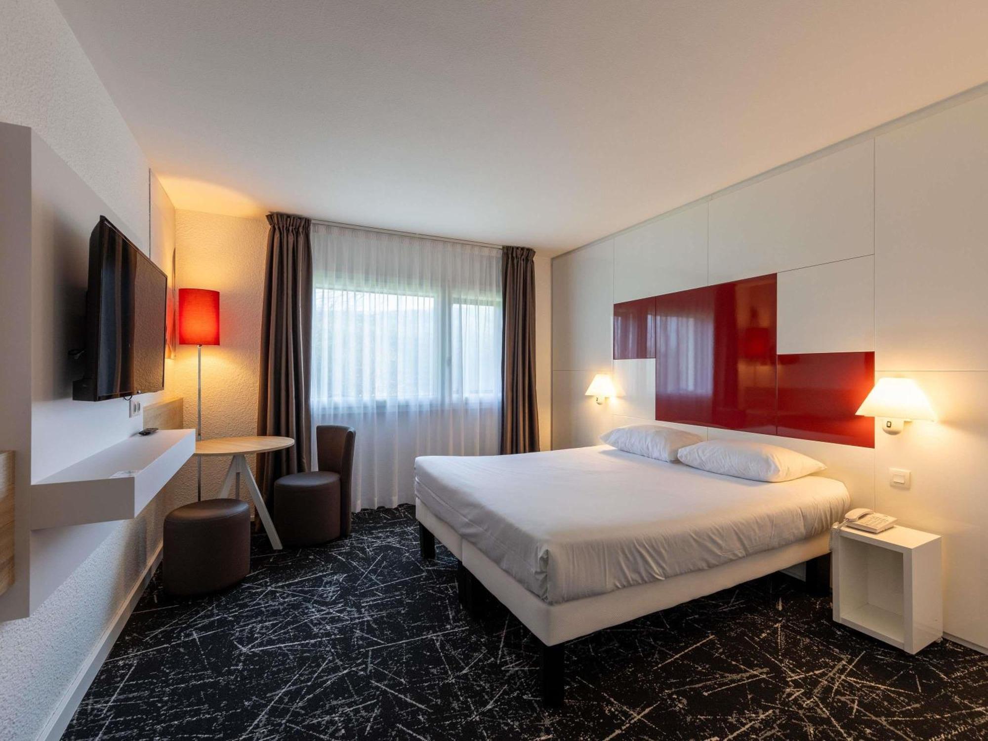 ホテル Ibis Styles Chalon Sur Saone エクステリア 写真